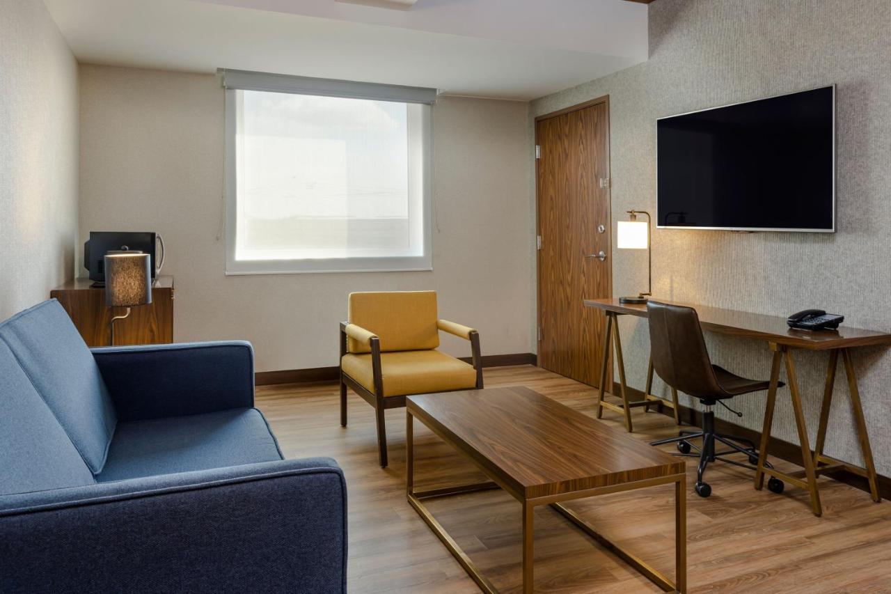 Four Points By Sheraton Monterrey Airport Apodaca Exterior foto