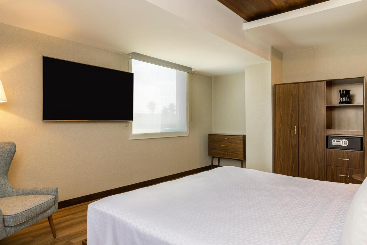 Four Points By Sheraton Monterrey Airport Apodaca Exterior foto